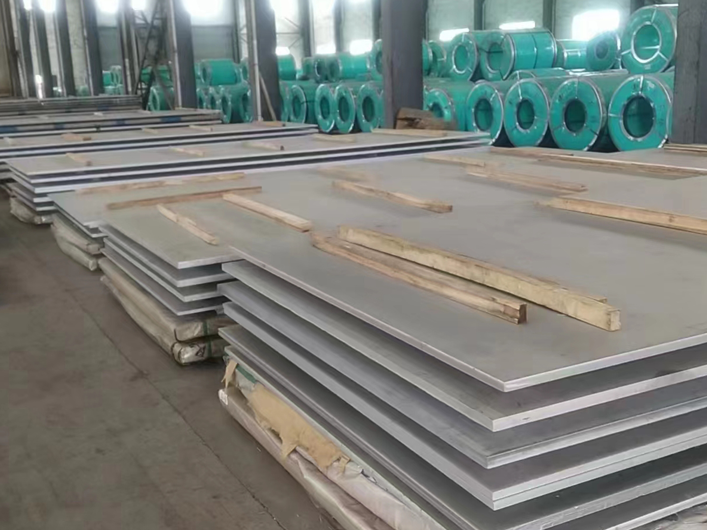 Stainless steel plate