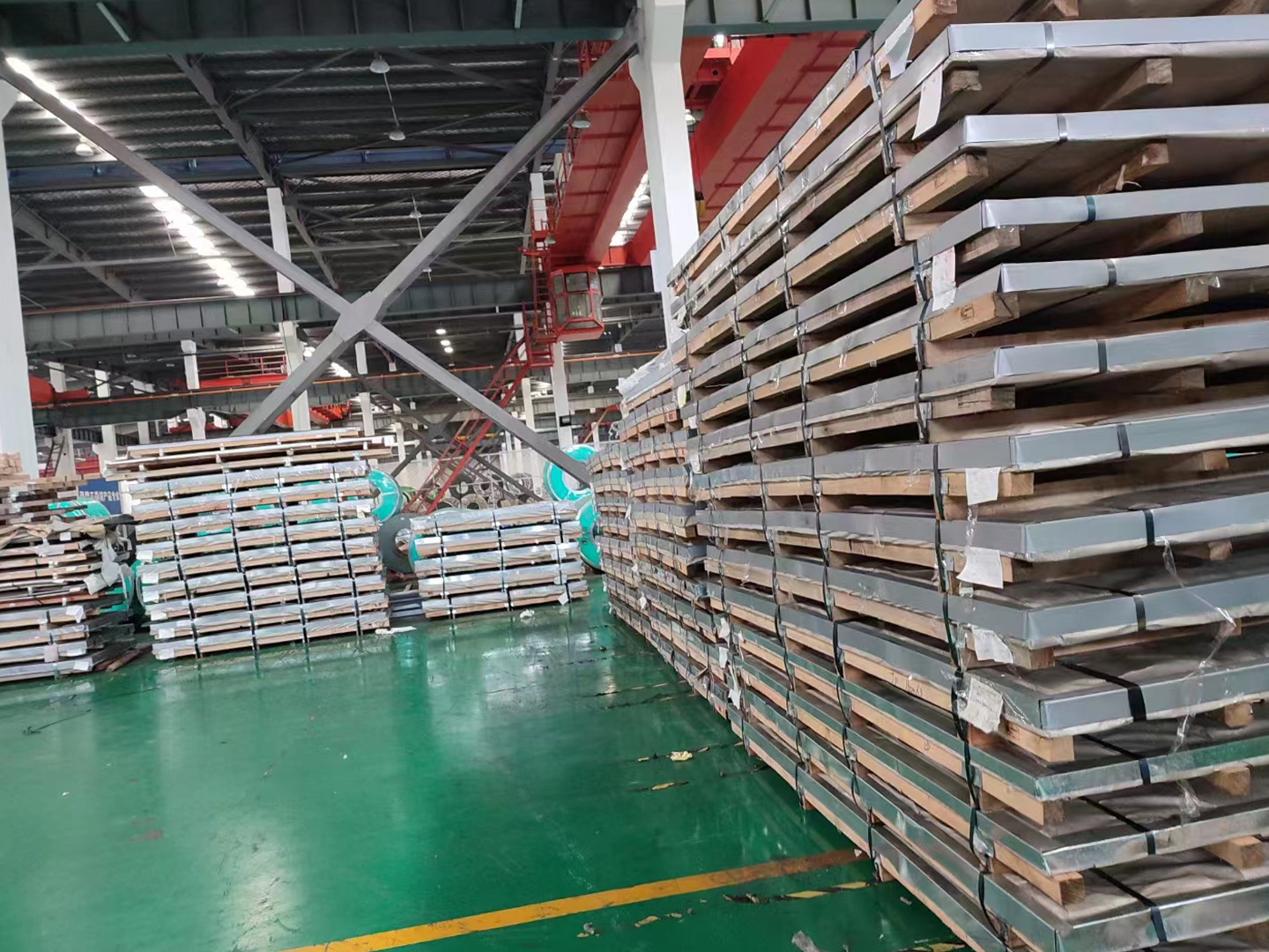 Stainless steel pipe