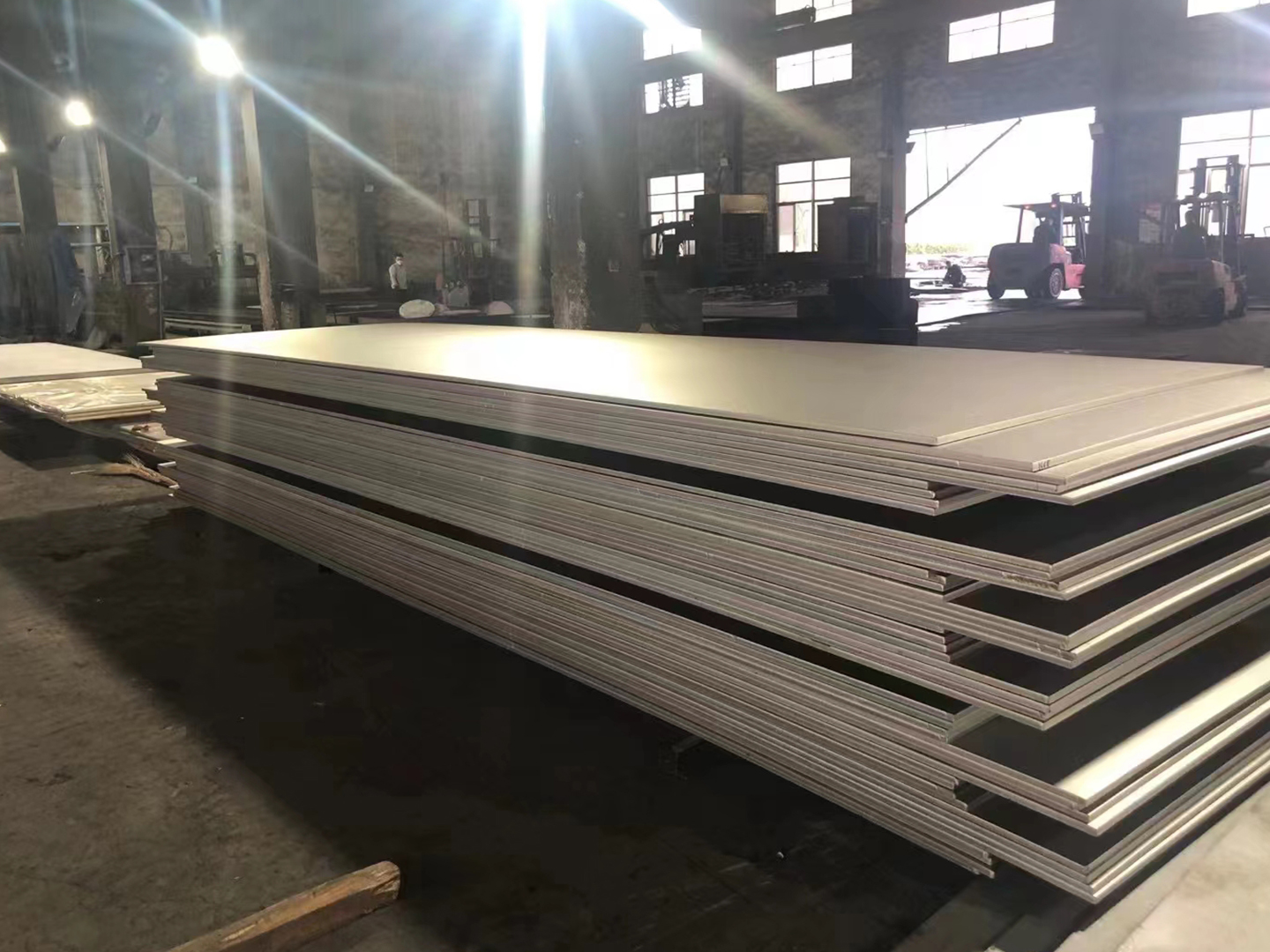 Stainless steel pipe
