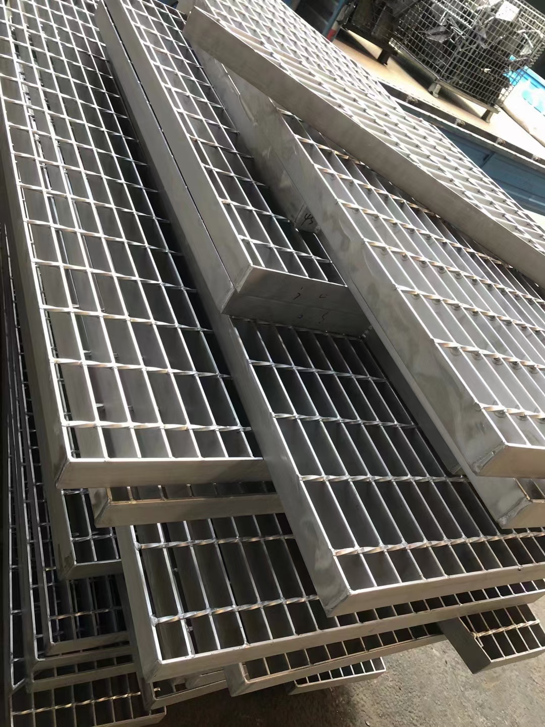 Stainless steel processed products