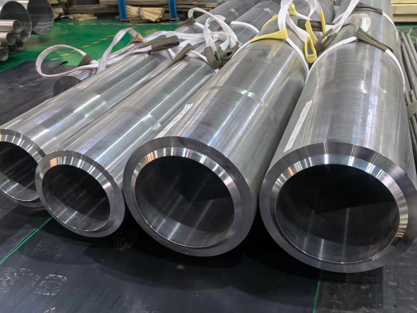 Alloy material